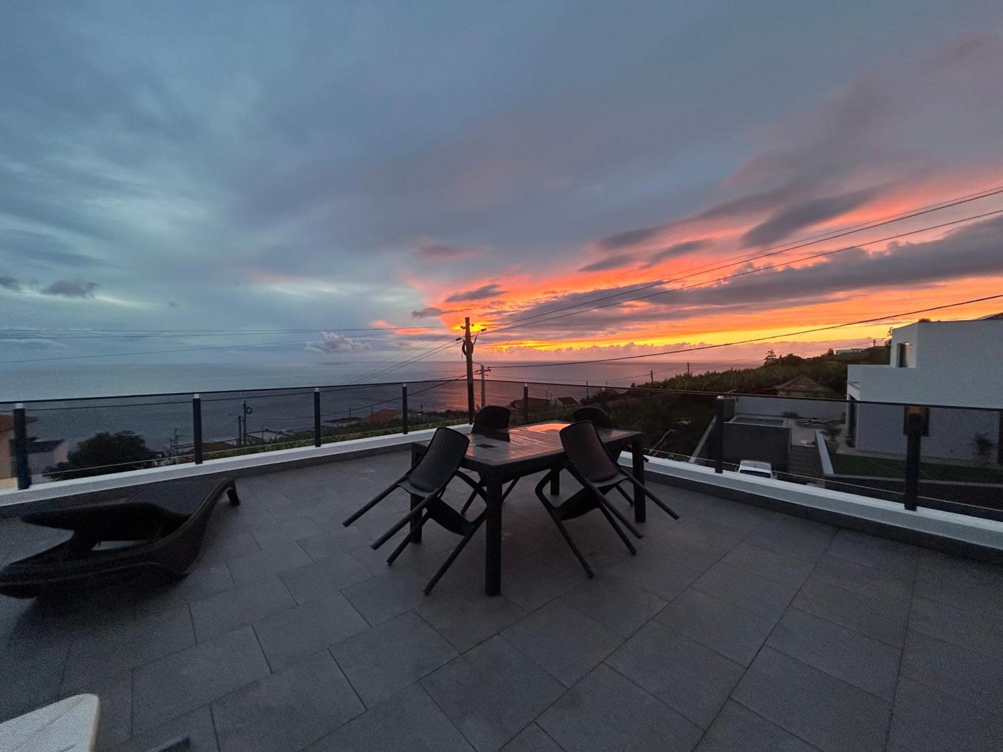 Calheta Ocean View Family Apartment - Air Condition Estreito Da Calheta Exterior photo